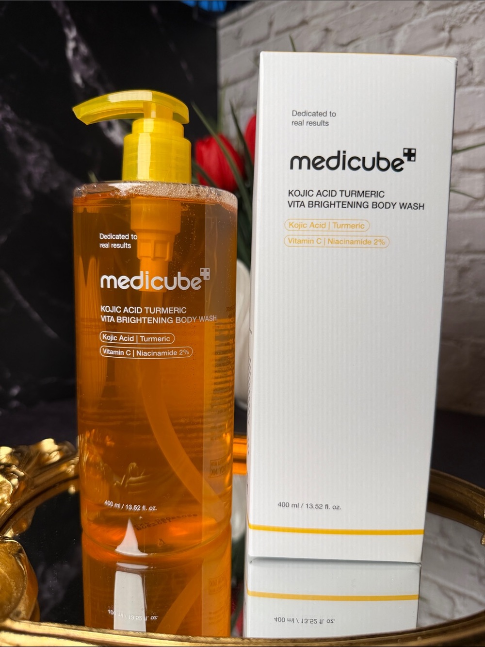 medicube Kojic Acid Turmeric Vita Brightening Body Wash - Yellow